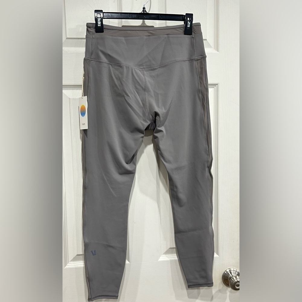 Vuori Women's XL Hot Mesh Legging Smoke Grey NWT High-Waist Performance Stretch - Picture 3 of 7